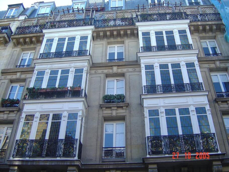 Villa Eiffel Париж Екстериор снимка